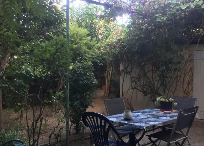 Maison Au Calme Avec Jardin Et Garage Proche Du Centre Et De La Mer